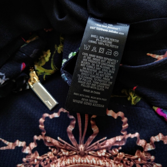 🍒EUC🍒 TED BAKER COLD SHOULDER DRESS - Picture 5 of 9